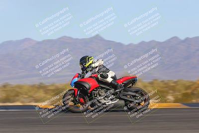 media/Feb-04-2023-SoCal Trackdays (Sat) [[8a776bf2c3]]/Turn 9 Side (130pm)/